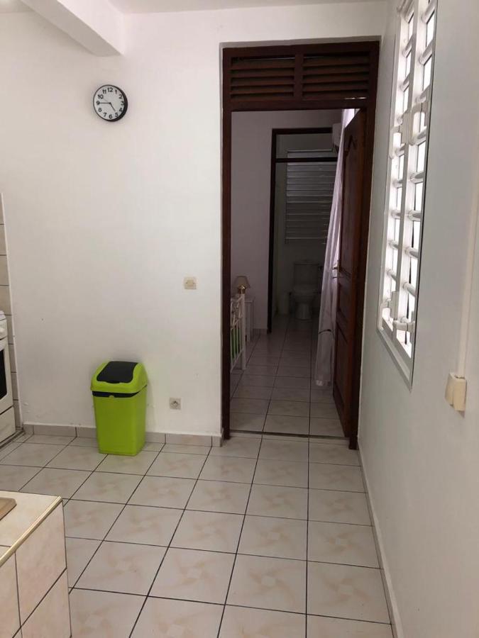 Jo Et Elie Appartement Le Gosier  Buitenkant foto